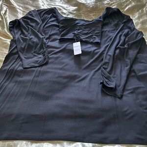 TURTLENECK TUNIC, BLACK, SZ 3X, LONG SLEEVES, SHIRRING DETAIL ON SLEEVES, RELAXE